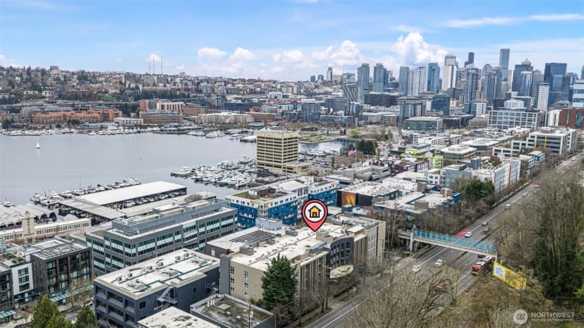 Property photo for 1504 Aurora Ave N #504, Seattle photo 18