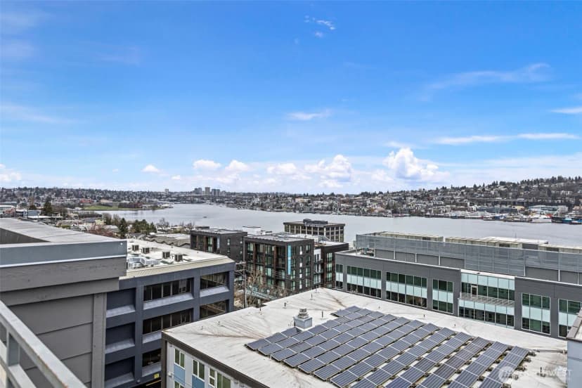 Property photo for 1504 Aurora Ave N #504, Seattle photo 16