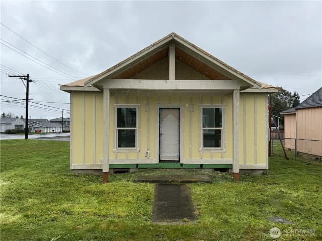 Property photo for 490 W Spruce Street, Sequim