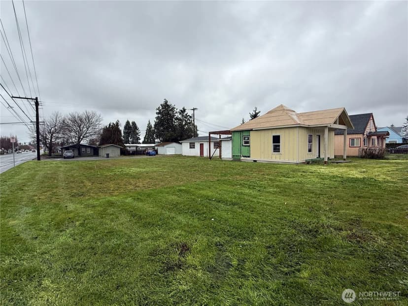 Property photo for 490 W Spruce Street, Sequim photo 18