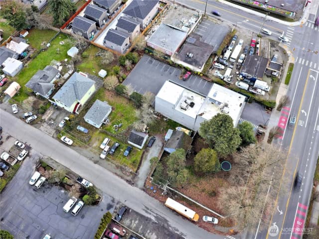Property photo for 13502 Ambaum Boulevard Sw, Burien