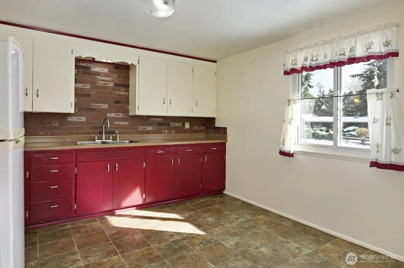 Property photo for 20225 14th Avenue S, Sea Tac photo 8