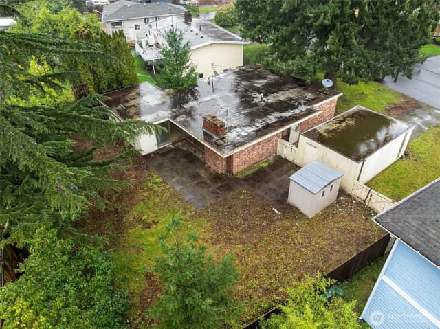 Property photo for 1071 158th Place Se, Bellevue photo 3