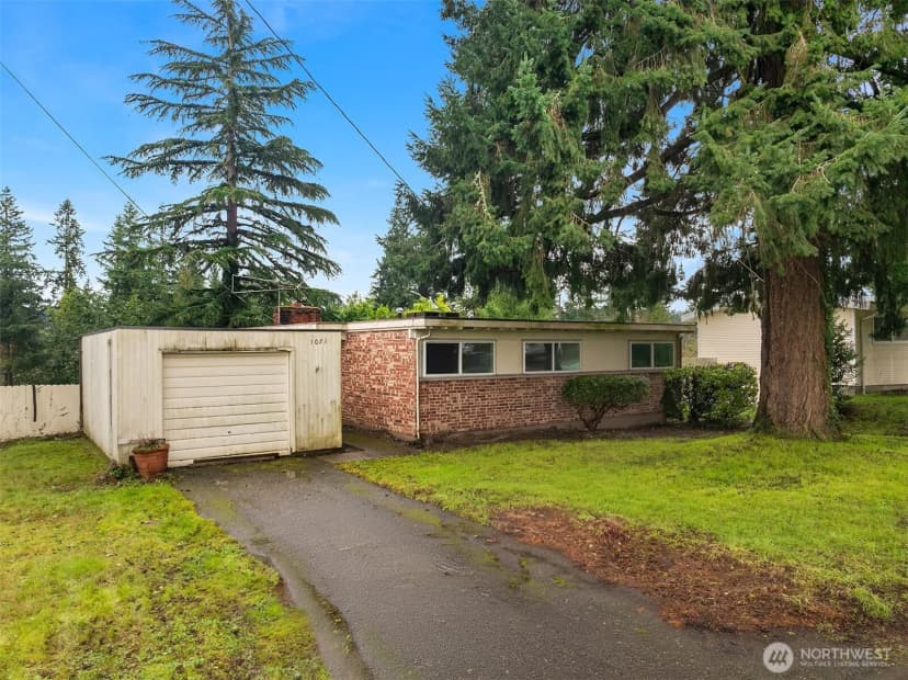 Property photo for 1071 158th Place Se, Bellevue