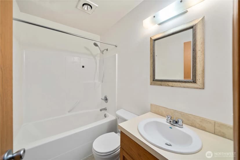 Property photo for 10806 Park Avenue S, Tacoma photo 15
