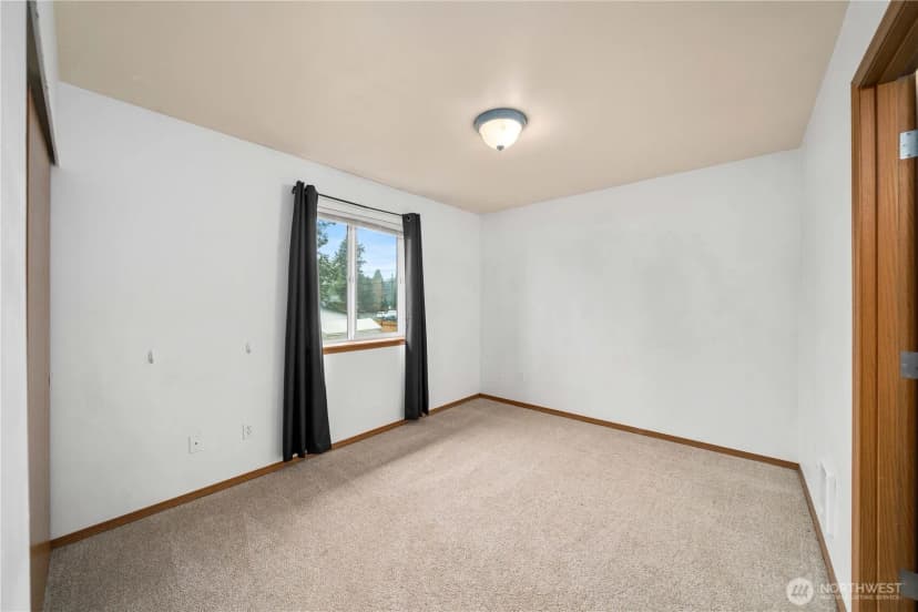 Property photo for 10806 Park Avenue S, Tacoma photo 18