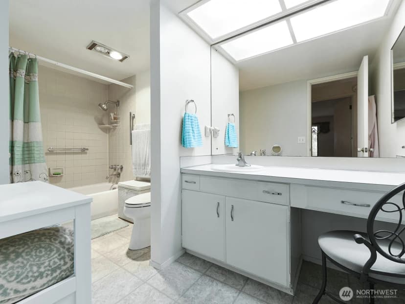 Property photo for 7713 Zircon Drive Sw, Lakewood photo 20