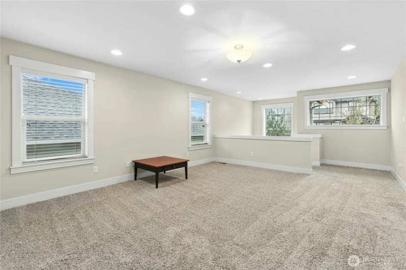 Property photo for 2744 Nw Pine Cone Place, Issaquah photo 26