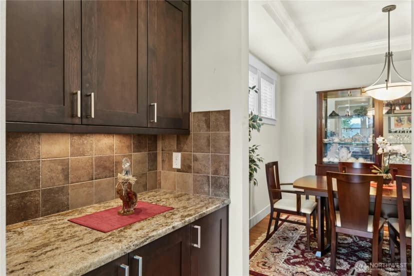 Property photo for 2744 Nw Pine Cone Place, Issaquah photo 19