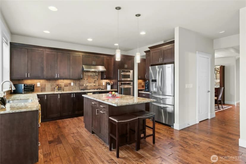 Property photo for 2744 Nw Pine Cone Place, Issaquah photo 13