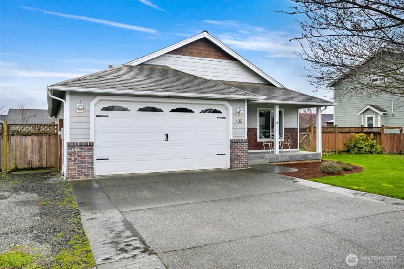 Property photo for 405 Jackson Court, Nooksack photo 2