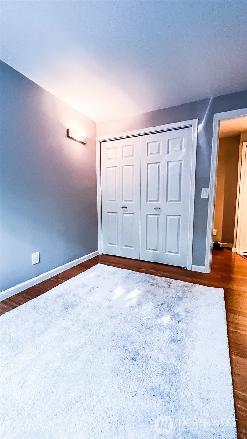 Property photo for 3838 Lake Washington Boulevard Se #b-5, Bellevue photo 19