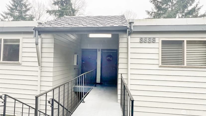 Property photo for 3838 Lake Washington Boulevard Se #b-5, Bellevue photo 27