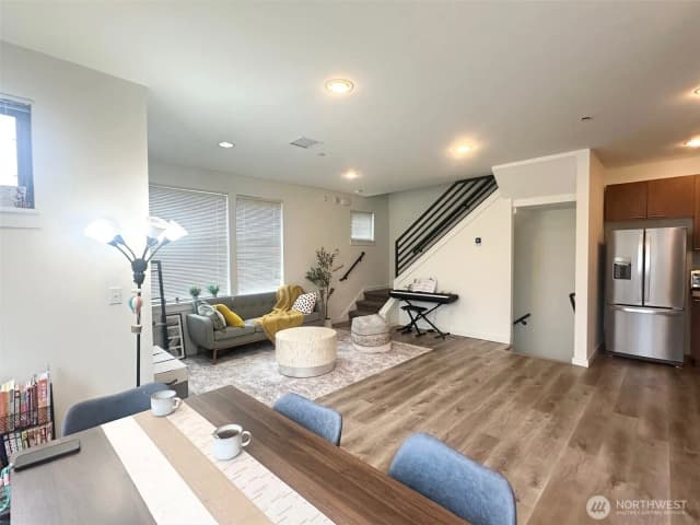 Property photo for 1214 N Northgate Way, Seattle photo 4
