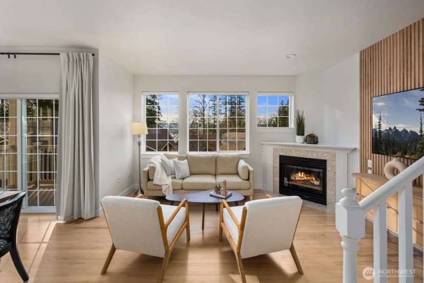 Property photo for 18638 Ne 55th Way #ll1863, Redmond photo 11