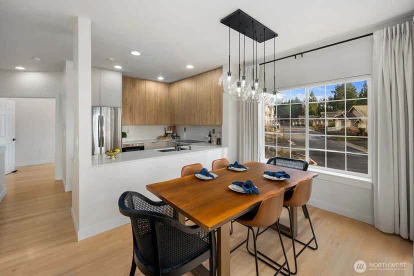 Property photo for 18638 Ne 55th Way #ll1863, Redmond photo 6