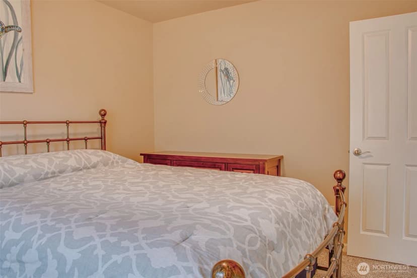 Property photo for 22 Ne L Street, Quincy photo 16