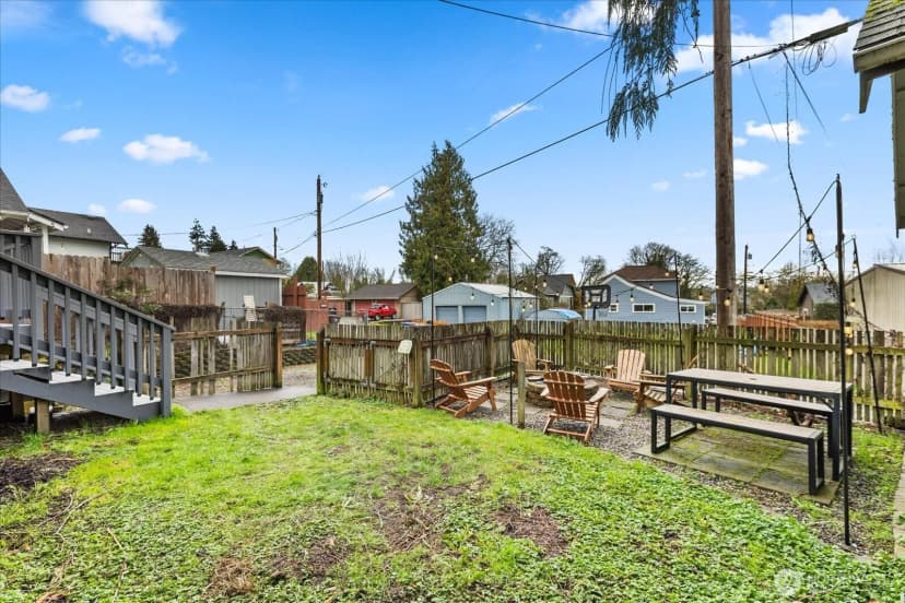 Property photo for 2513 Cleveland Avenue, Everett photo 31