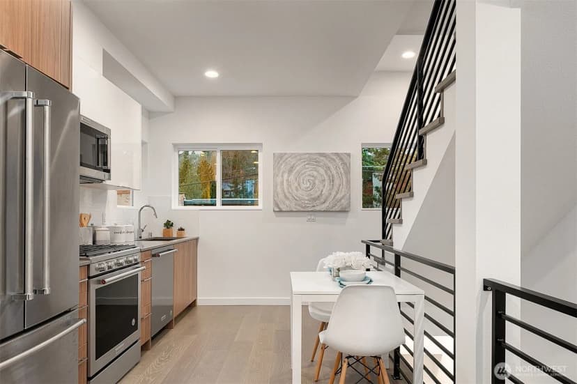 Property photo for 5114 24th Avenue Ne, Seattle photo 13