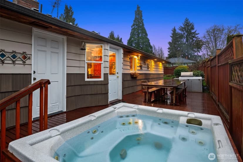 Property photo for 16534 4th Avenue S, Burien photo 30