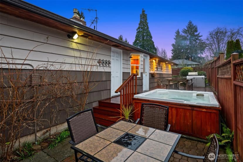 Property photo for 16534 4th Avenue S, Burien photo 29