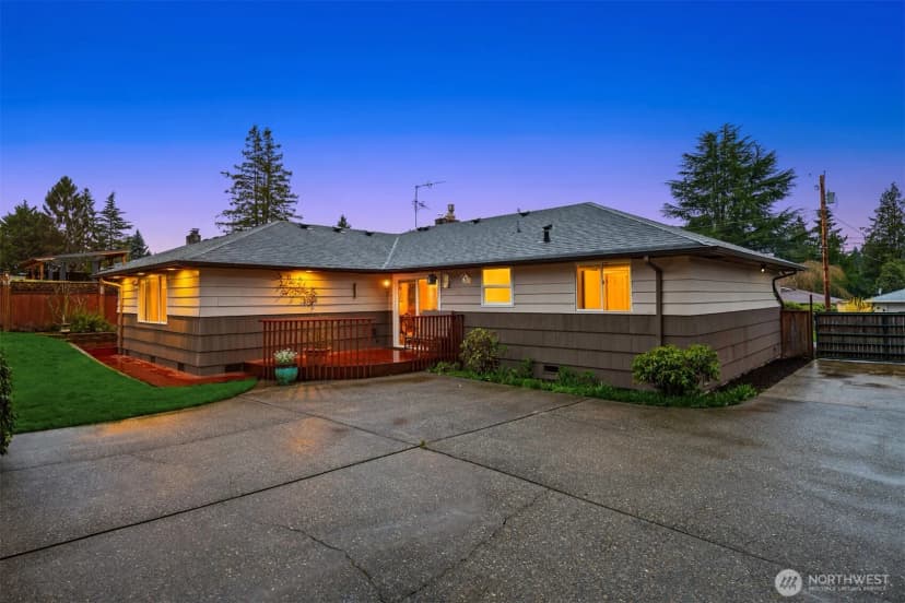 Property photo for 16534 4th Avenue S, Burien photo 33