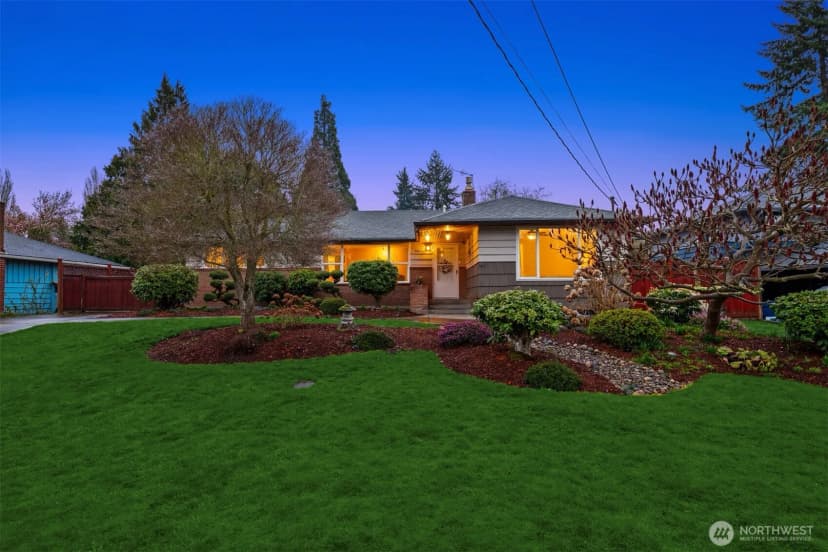 Property photo for 16534 4th Avenue S, Burien photo 2