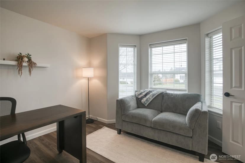 Property photo for 603 Troon Avenue, Cosmopolis photo 21