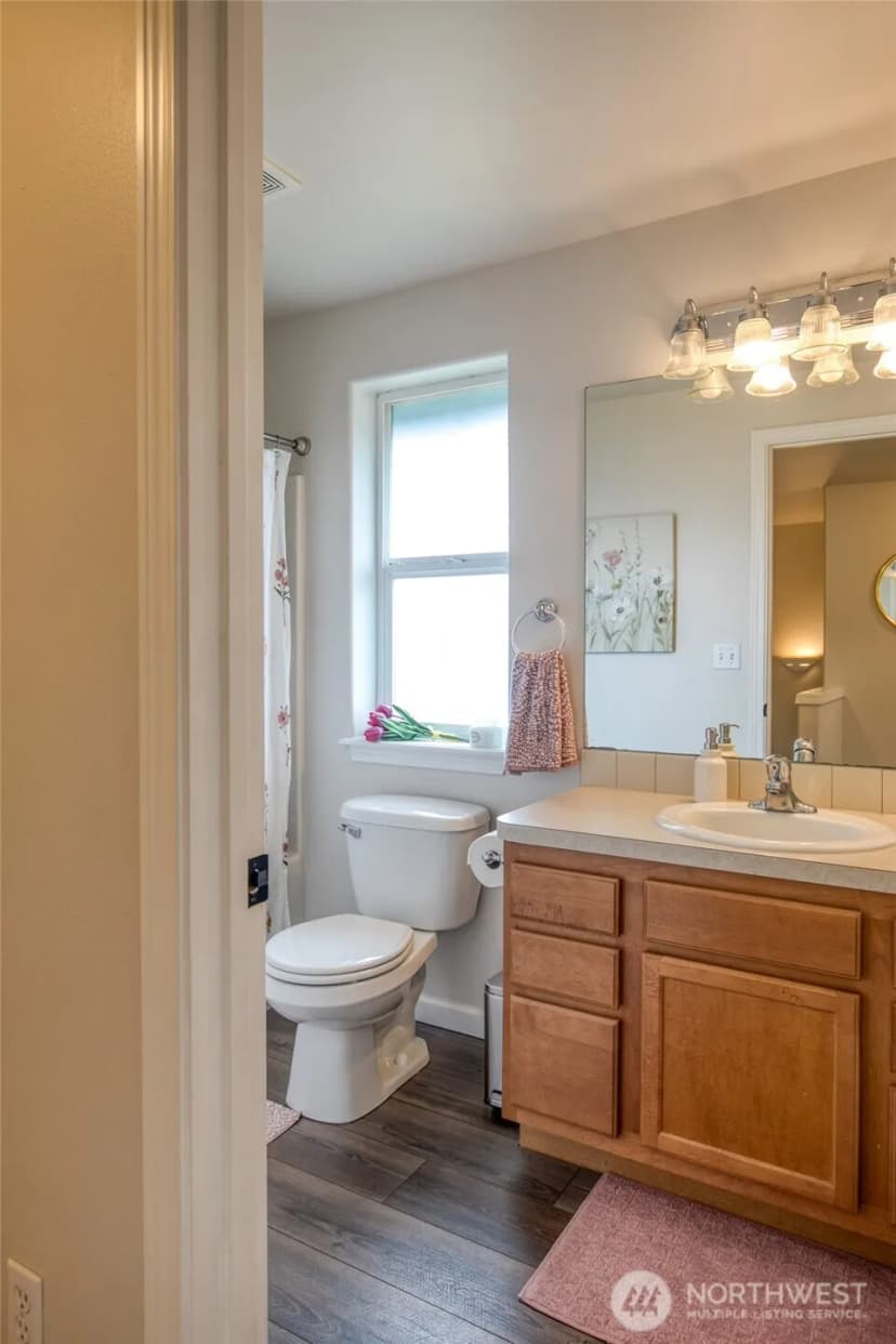 Property photo for 603 Troon Avenue, Cosmopolis photo 35