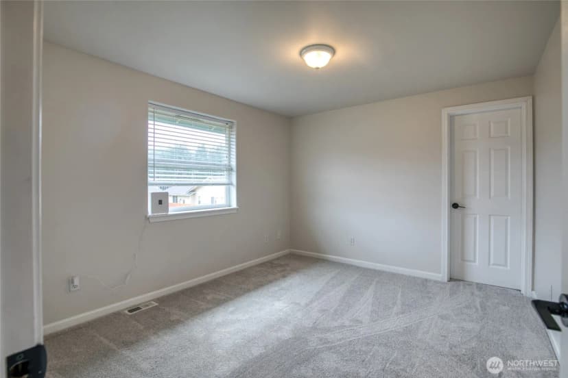 Property photo for 603 Troon Avenue, Cosmopolis photo 22
