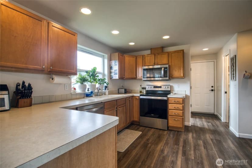 Property photo for 603 Troon Avenue, Cosmopolis photo 12