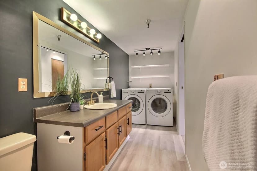 Property photo for 1100 Harrington Avenue Ne #205, Renton photo 20