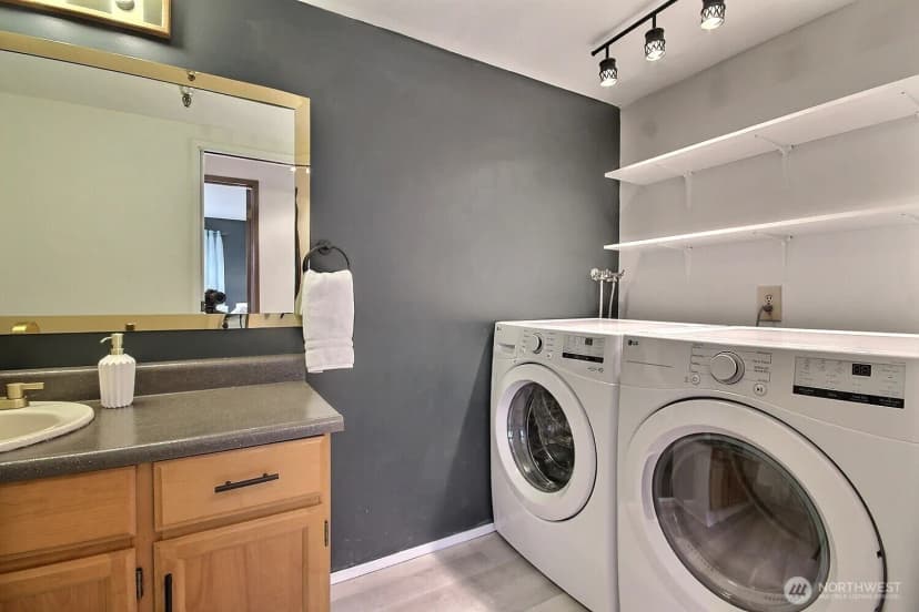 Property photo for 1100 Harrington Avenue Ne #205, Renton photo 21