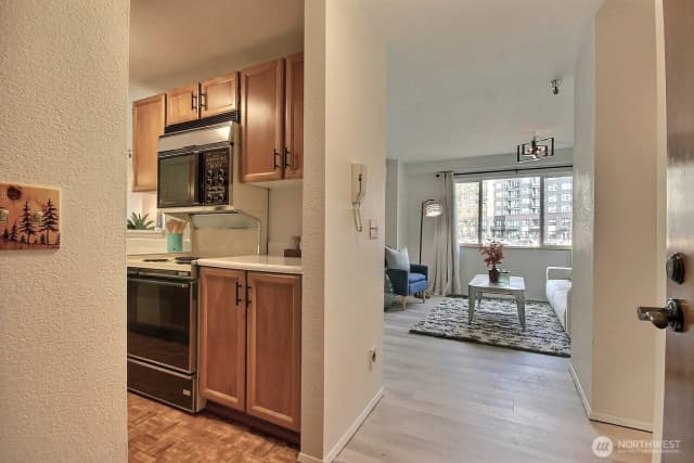 Property photo for 1100 Harrington Avenue Ne #205, Renton photo 5