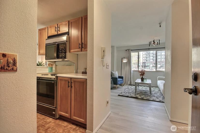 Property photo for 1100 Harrington Avenue Ne #205, Renton photo 5