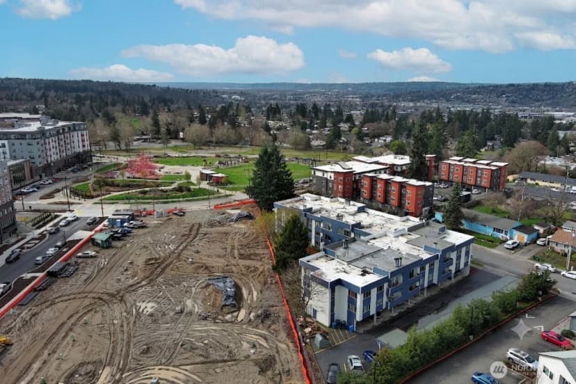 Property photo for 1100 Harrington Avenue Ne #205, Renton photo 28