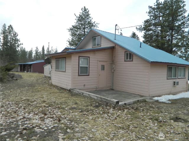 Property photo for 357 Swanson Mill Road, Tonasket photo 3