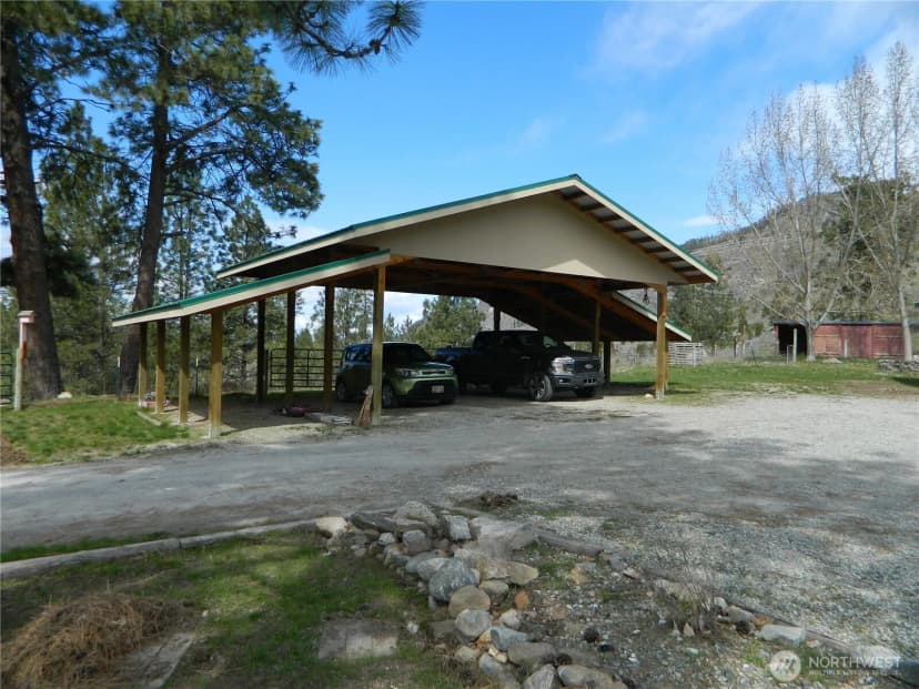 Property photo for 357 Swanson Mill Road, Tonasket photo 8