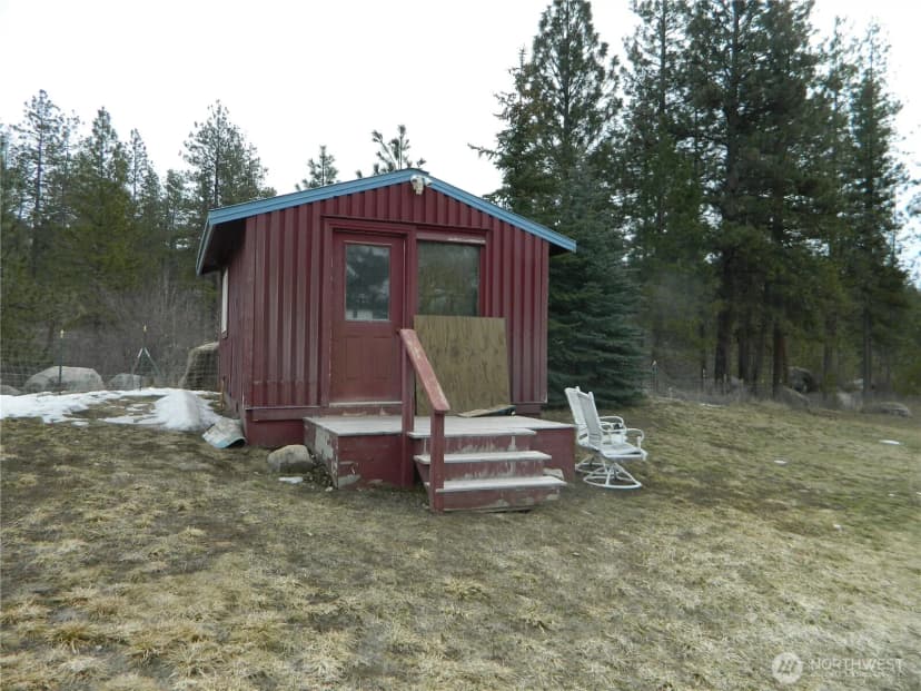 Property photo for 357 Swanson Mill Road, Tonasket photo 6