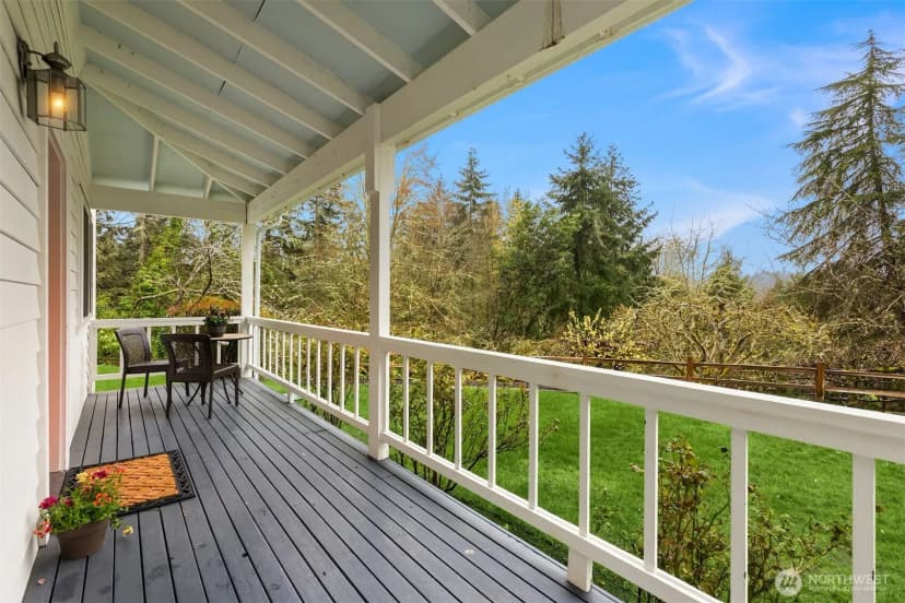 Property photo for 11312 Westwind Court Ne, Bainbridge Island photo 6