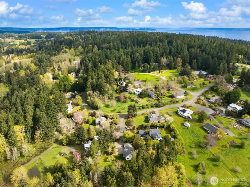 Property photo for 11312 Westwind Court Ne, Bainbridge Island photo 30