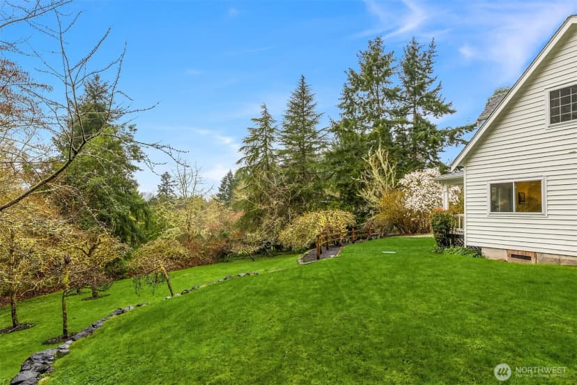 Property photo for 11312 Westwind Court Ne, Bainbridge Island photo 24