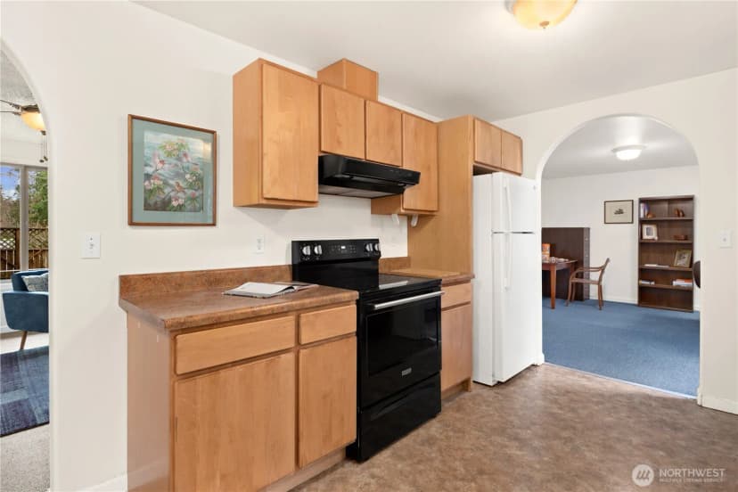 Property photo for 947 Logan Street, Port Townsend photo 9