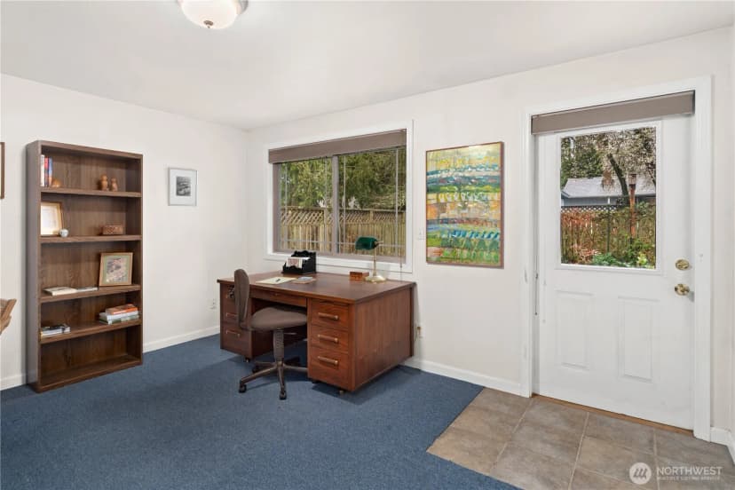 Property photo for 947 Logan Street, Port Townsend photo 12