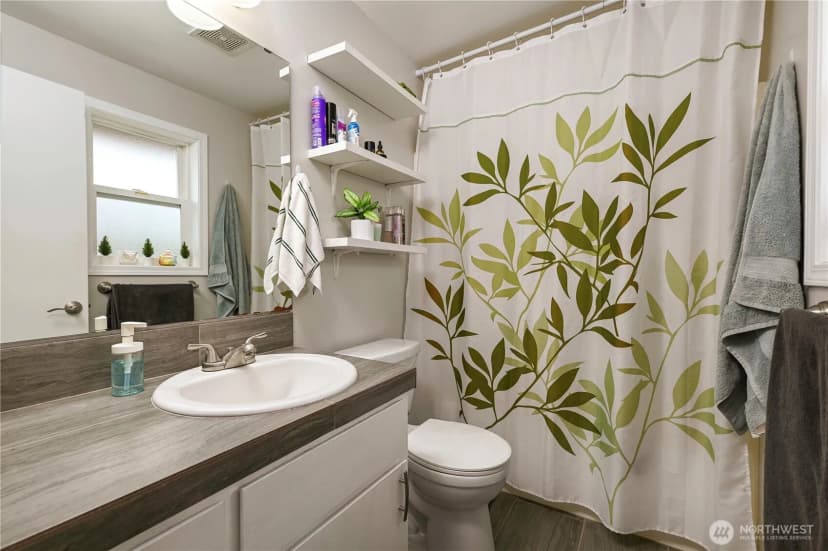 Property photo for 807 E Stanley Place, Granite Falls photo 21