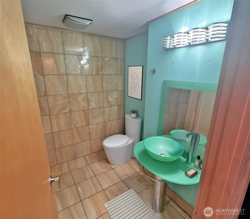 Property photo for 2100 3rd Avenue #505, Seattle photo 13