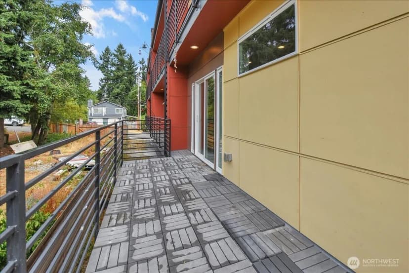 Property photo for 3117 Ne 133rd Street #d, Seattle photo 20