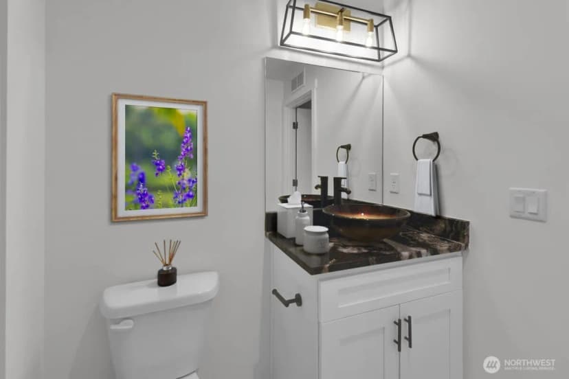 Property photo for 3117 Ne 133rd Street #d, Seattle photo 16