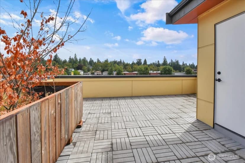 Property photo for 3117 Ne 133rd Street #d, Seattle photo 19