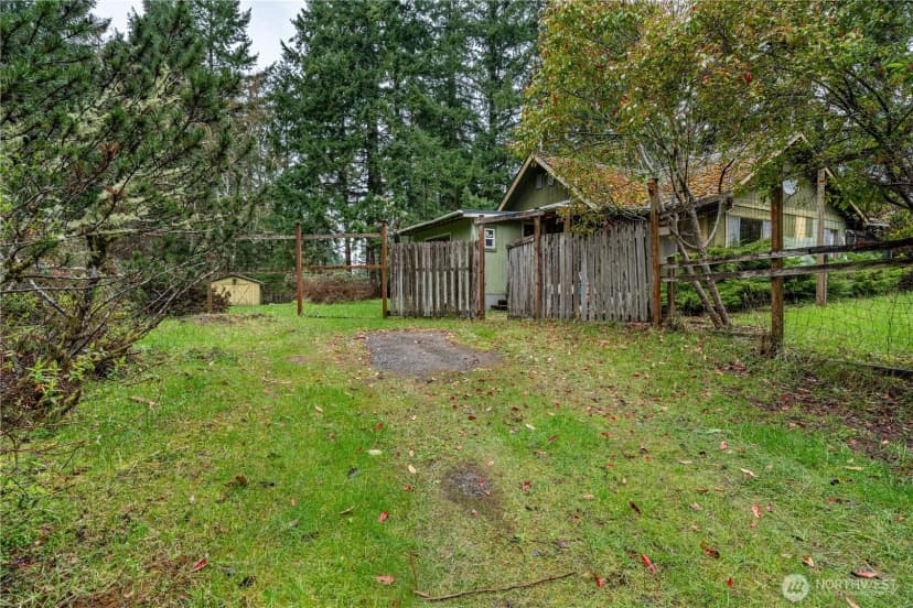 Property photo for 402 E Madrona Boulevard Nw, Lakebay photo 23